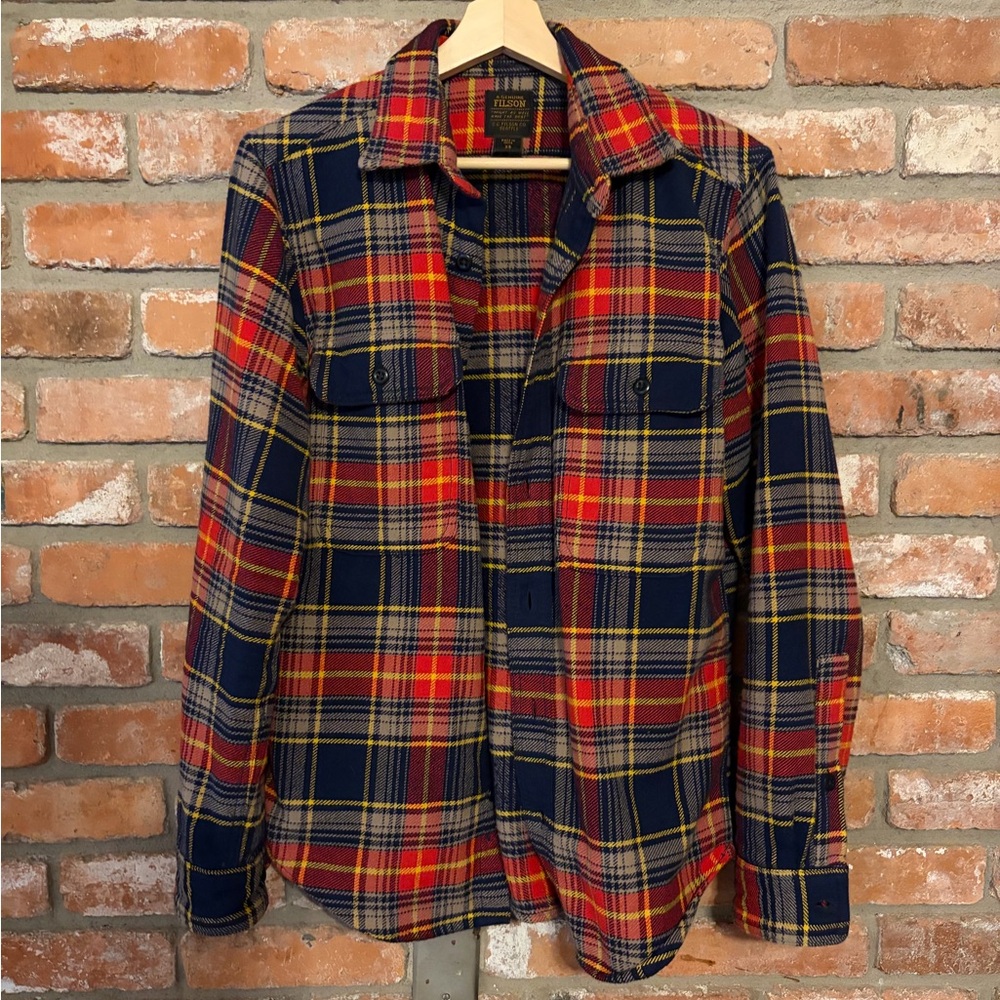 Filson Vintage Flannel Red and Blue Plaid Button Down Shirt